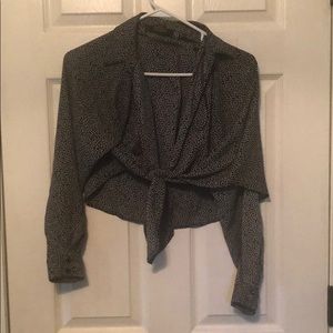 Forever 21 long sleeve printed crop top with tie